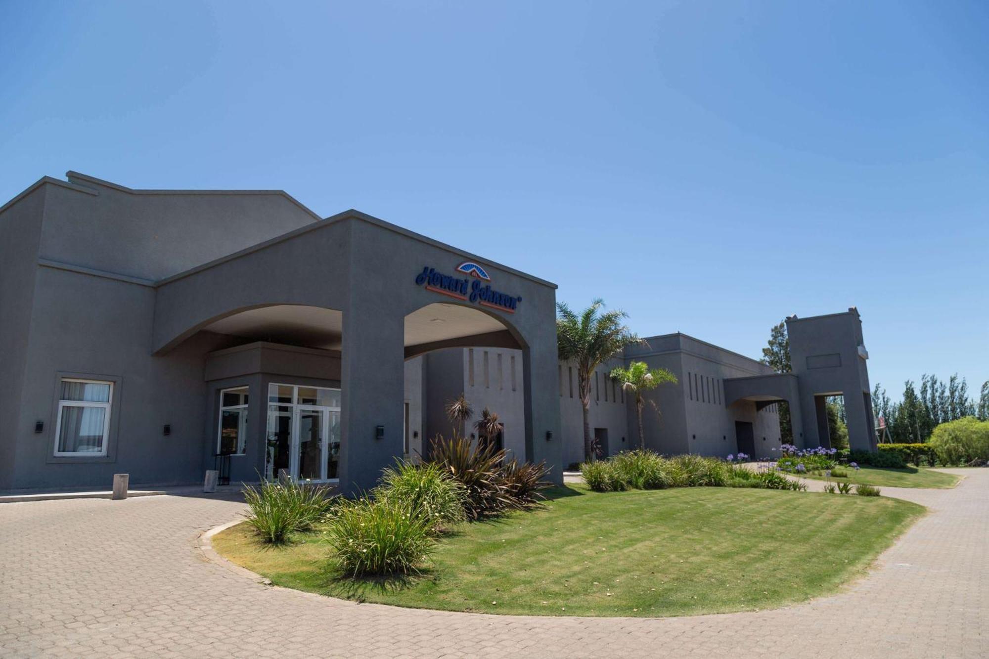 Howard Johnson Hotel & Resort Funes Dış mekan fotoğraf