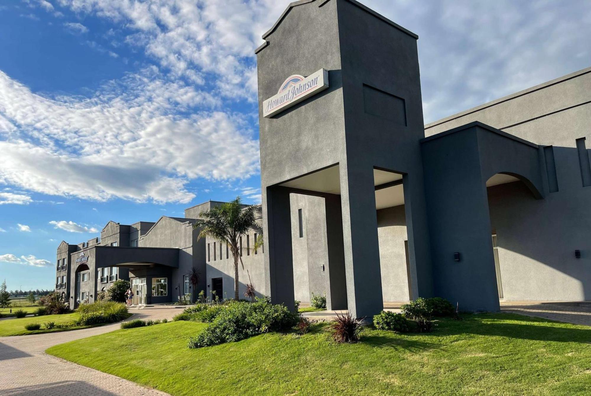 Howard Johnson Hotel & Resort Funes Dış mekan fotoğraf